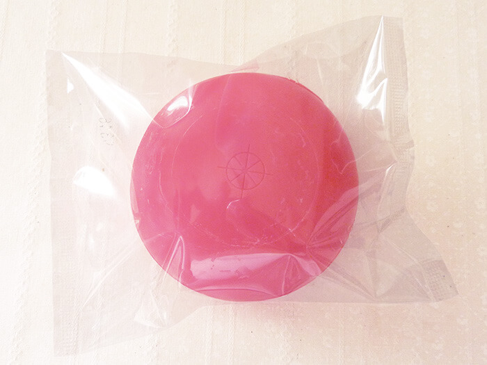 red round soap